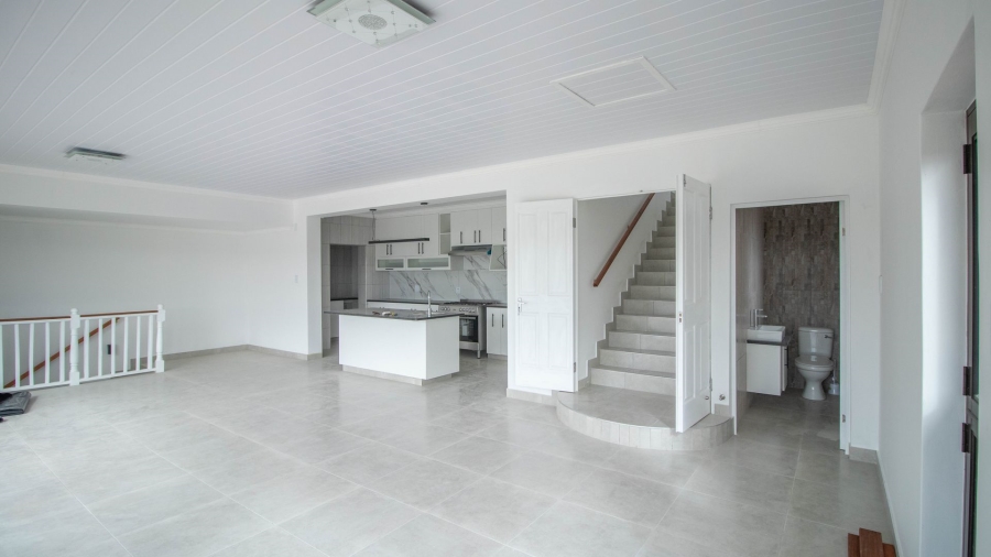 3 Bedroom Property for Sale in Fraaiuitsig Western Cape